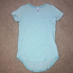 Blue girls Ivivva t-shirt